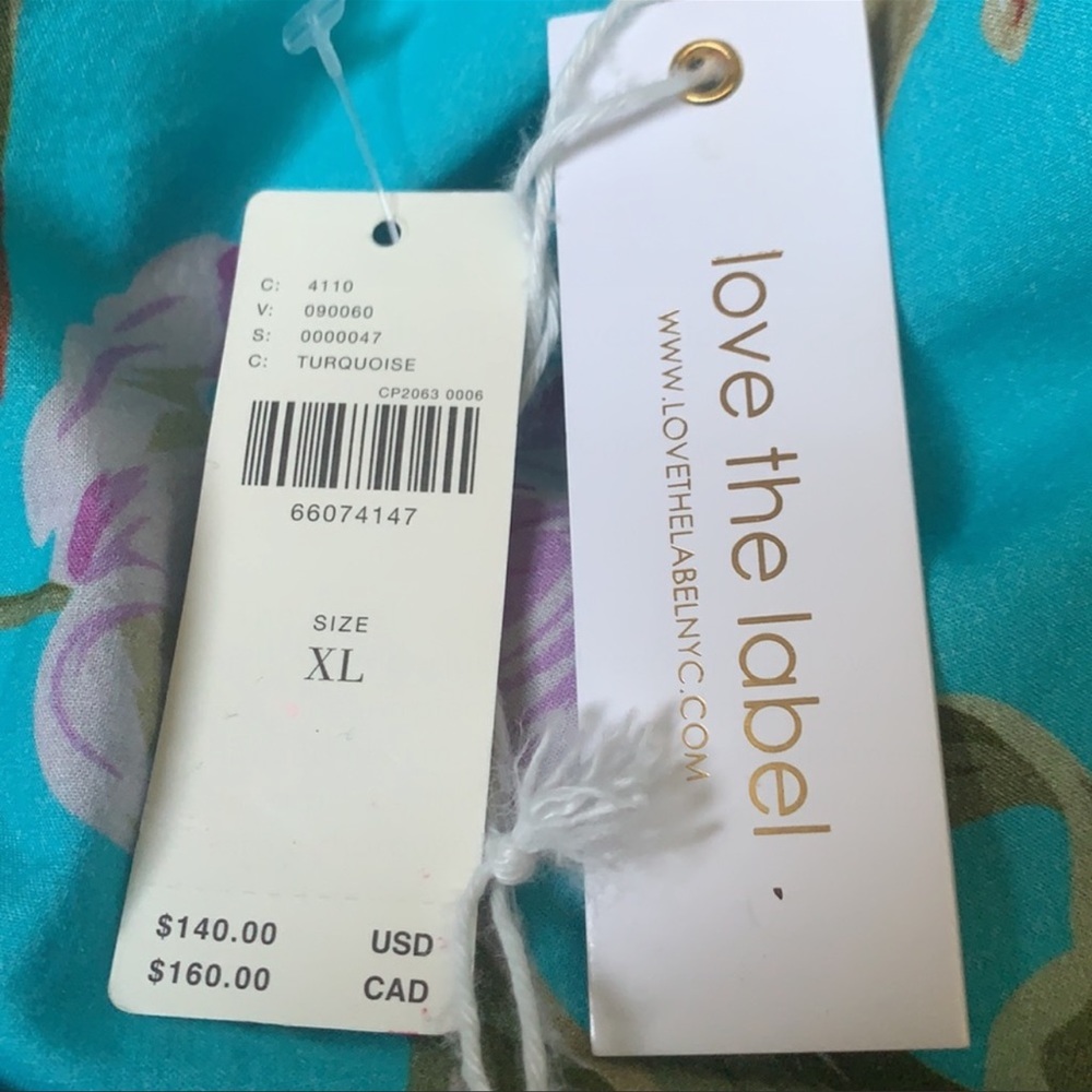Anthropologie Floral Puff Sleeved Stylish Crop Top - Picture 5 of 5
